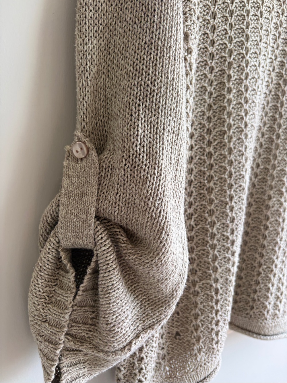 Light Taupe Open-Knit Women’s Sweater Large (fits small) - Picture 2 of 5